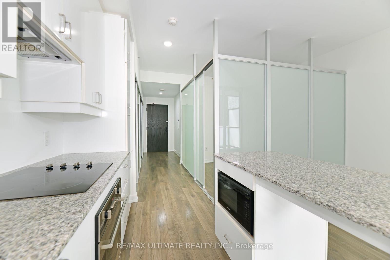 2105 - 426 University Avenue, Toronto, Ontario  M5G 1S9 - Photo 13 - C12148705
