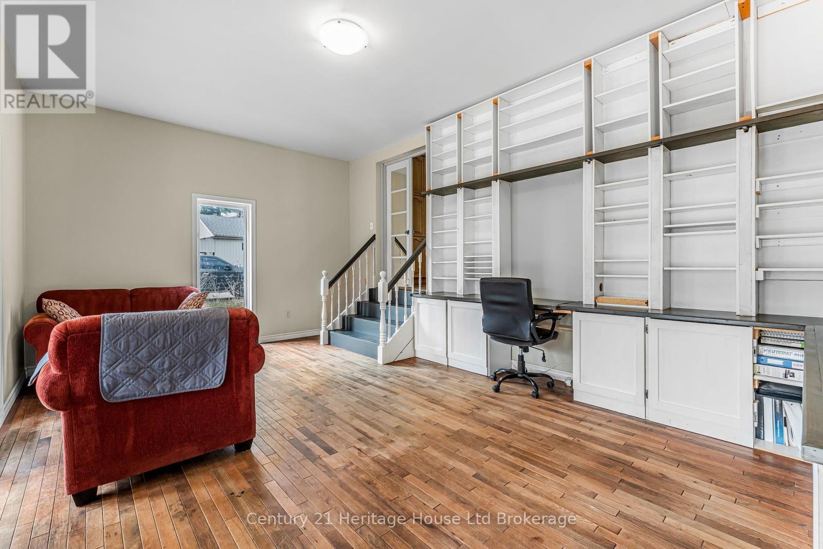 47 59 Highway, Norfolk, Ontario  N4B 2W5 - Photo 13 - X12105096