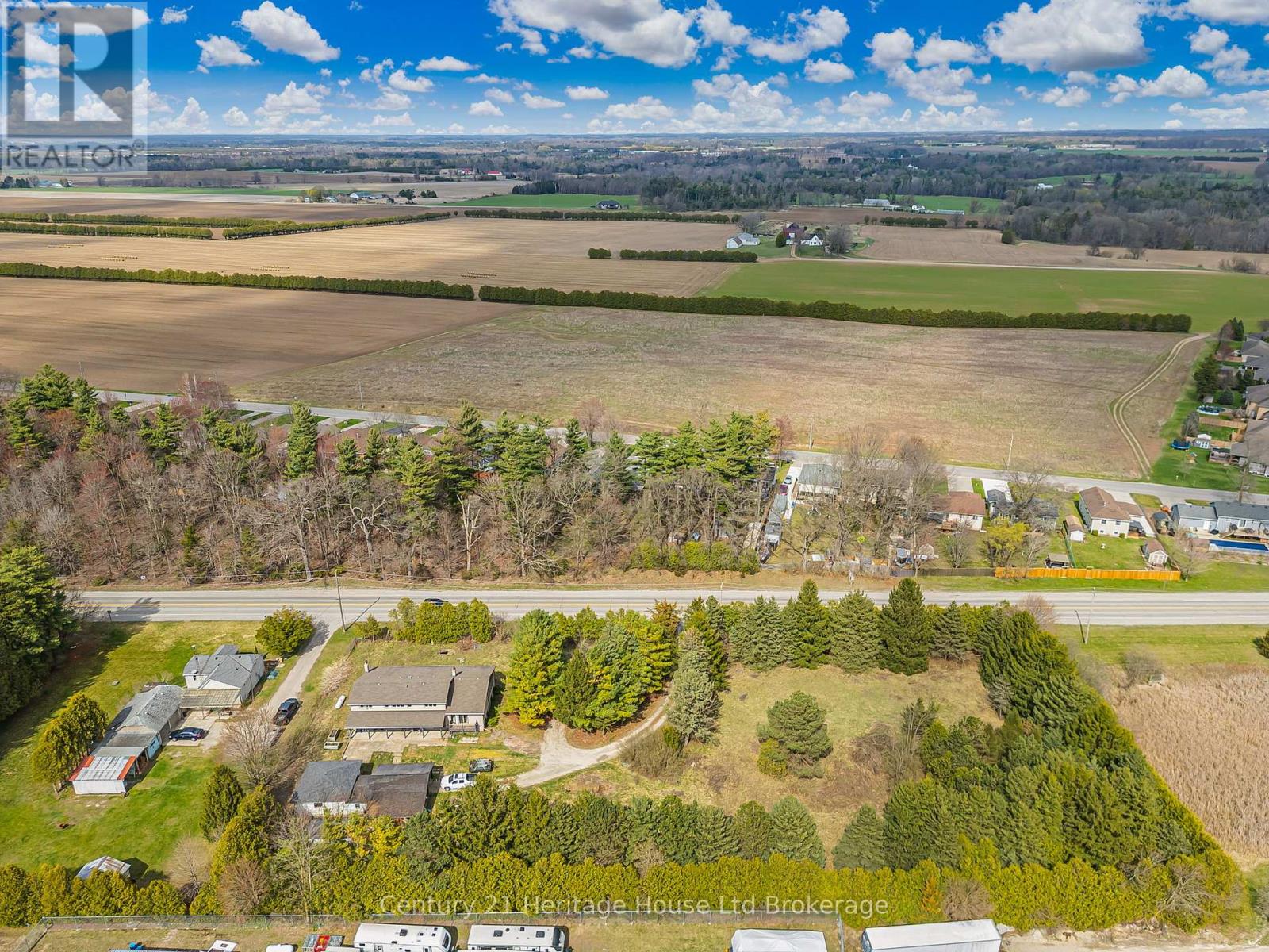47 59 Highway, Norfolk, Ontario  N4B 2W5 - Photo 7 - X12105096