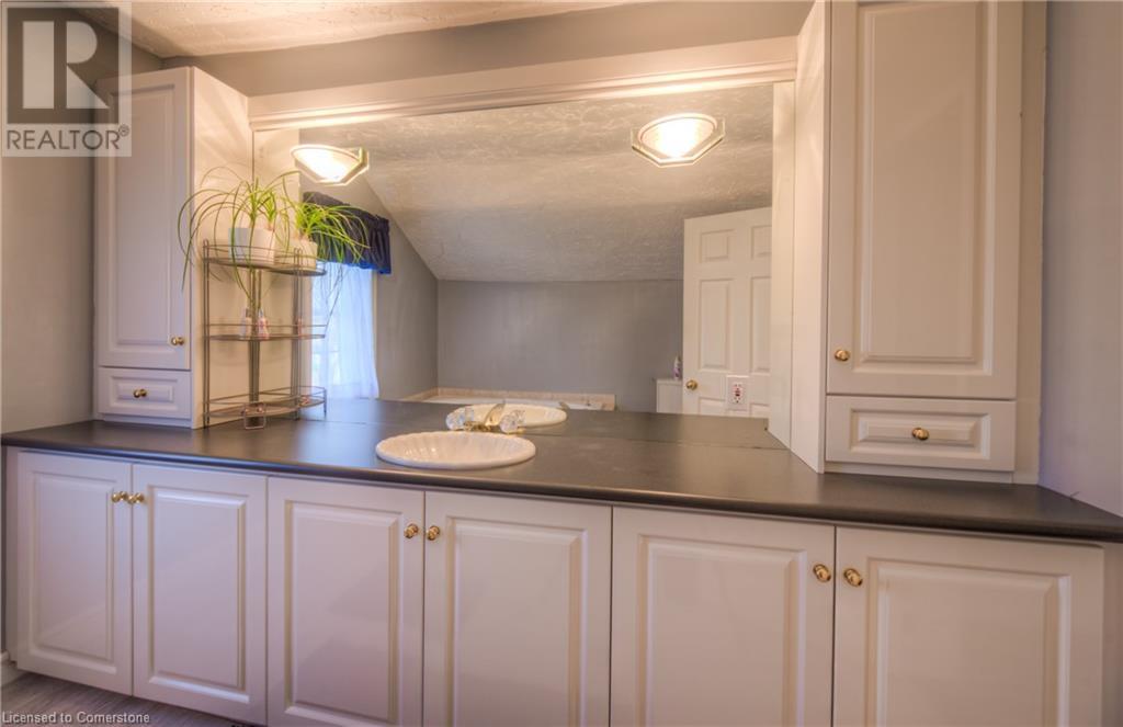 150 Woolwich Street S, Breslau, Ontario  N0B 1M0 - Photo 36 - 40728932