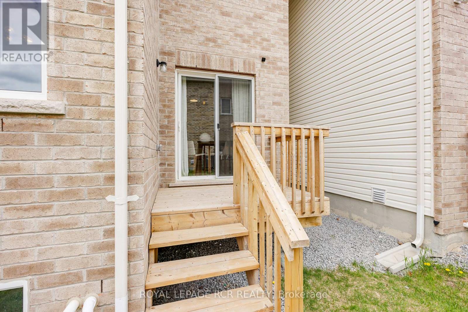 56 Kingknoll Crescent, Georgina, Ontario  L4P 0H7 - Photo 28 - N12148650