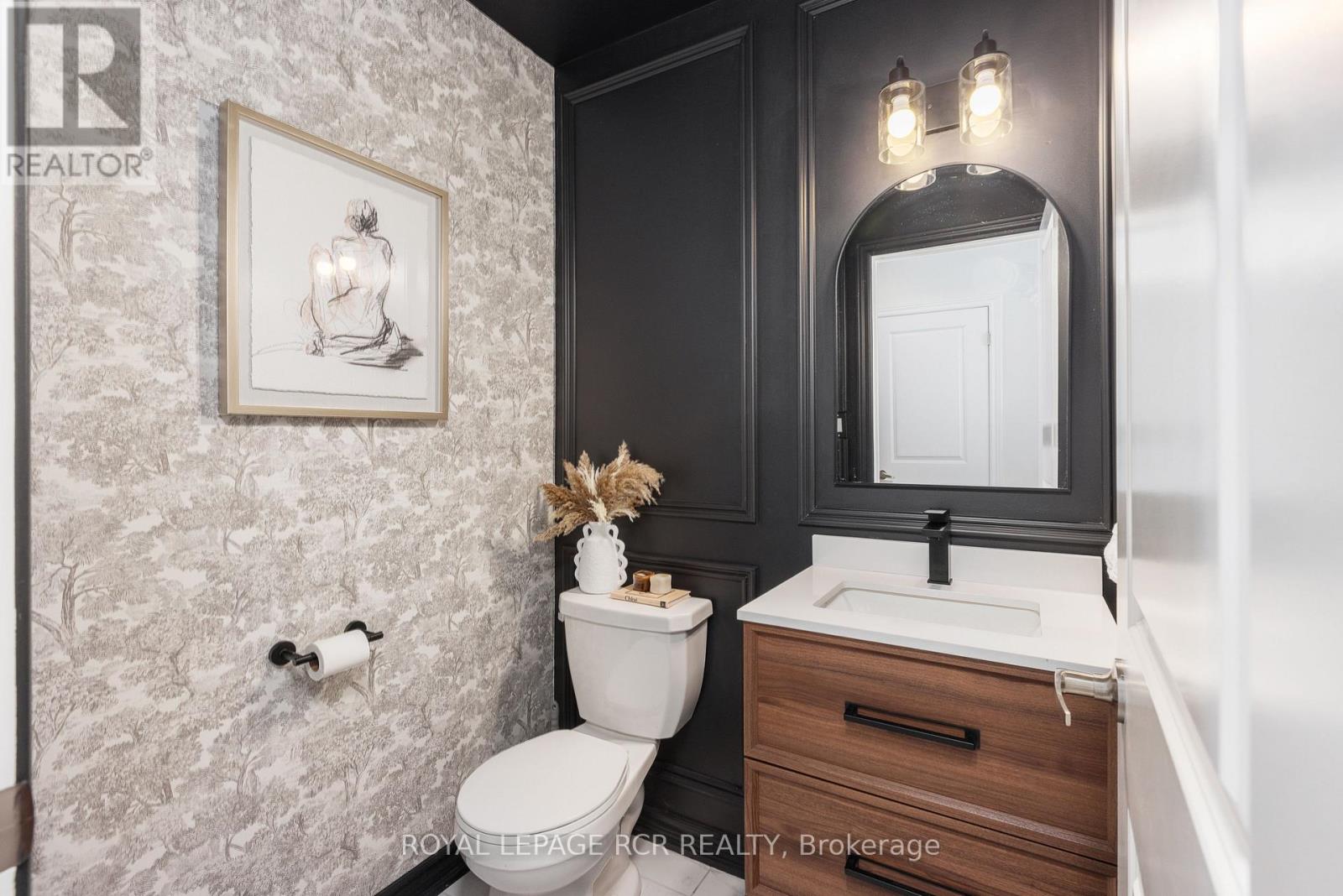 56 Kingknoll Crescent, Georgina, Ontario  L4P 0H7 - Photo 8 - N12148650