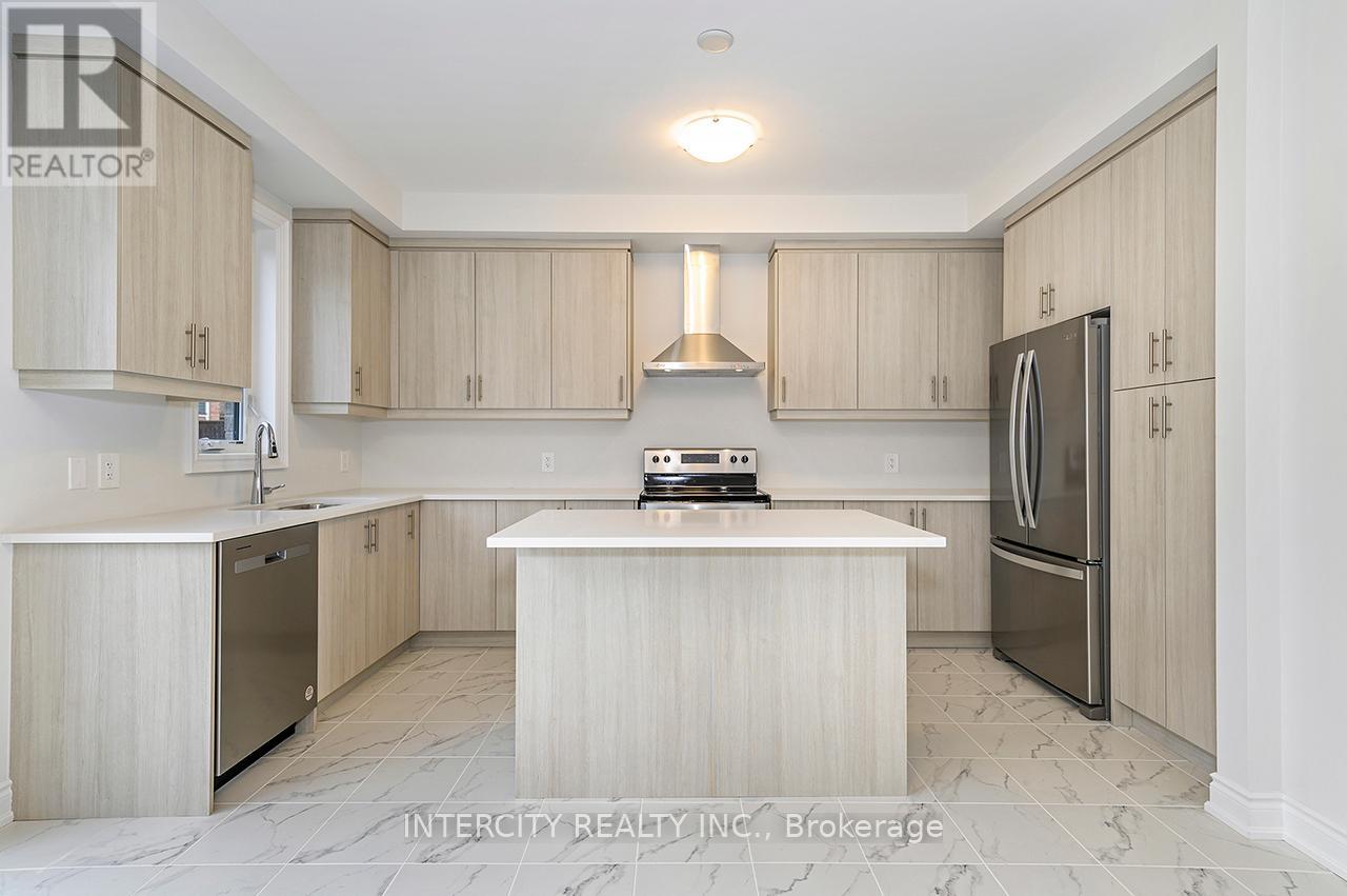 51 Bostock Drive, Georgina, Ontario L4P 0S5 - Photo 17 - N12148697