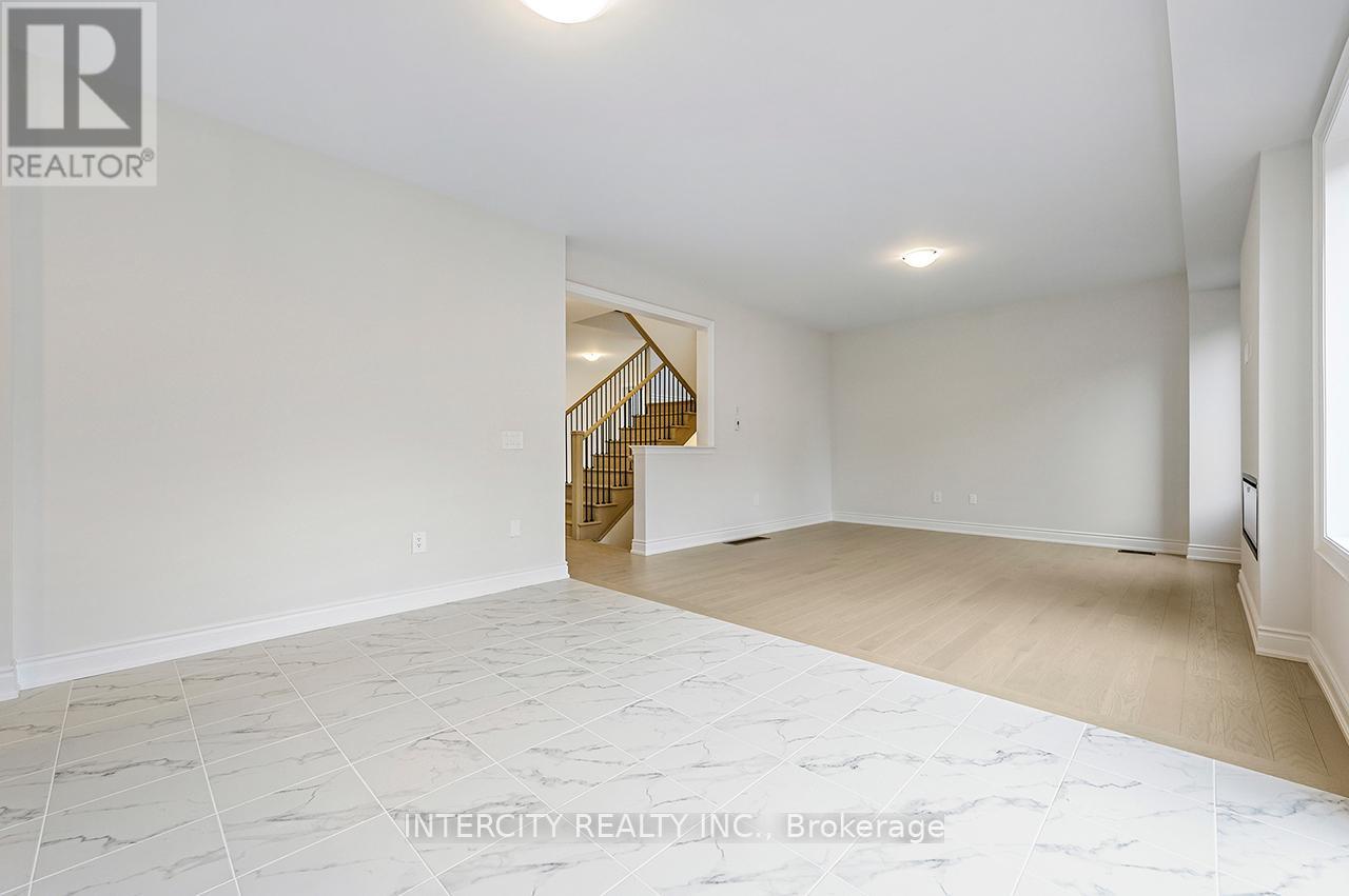 51 Bostock Drive, Georgina, Ontario L4P 0S5 - Photo 18 - N12148697