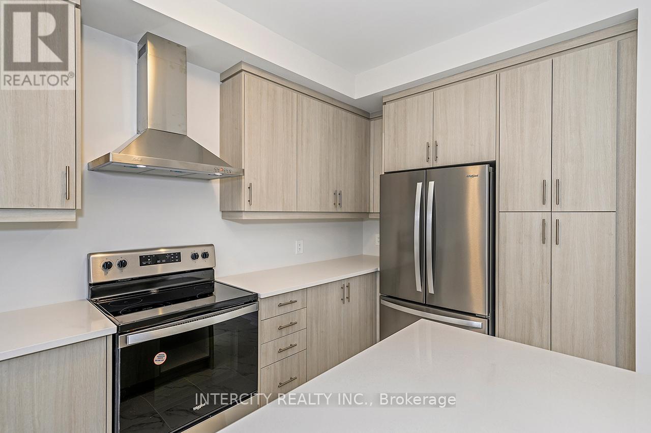 51 Bostock Drive, Georgina, Ontario L4P 0S5 - Photo 22 - N12148697