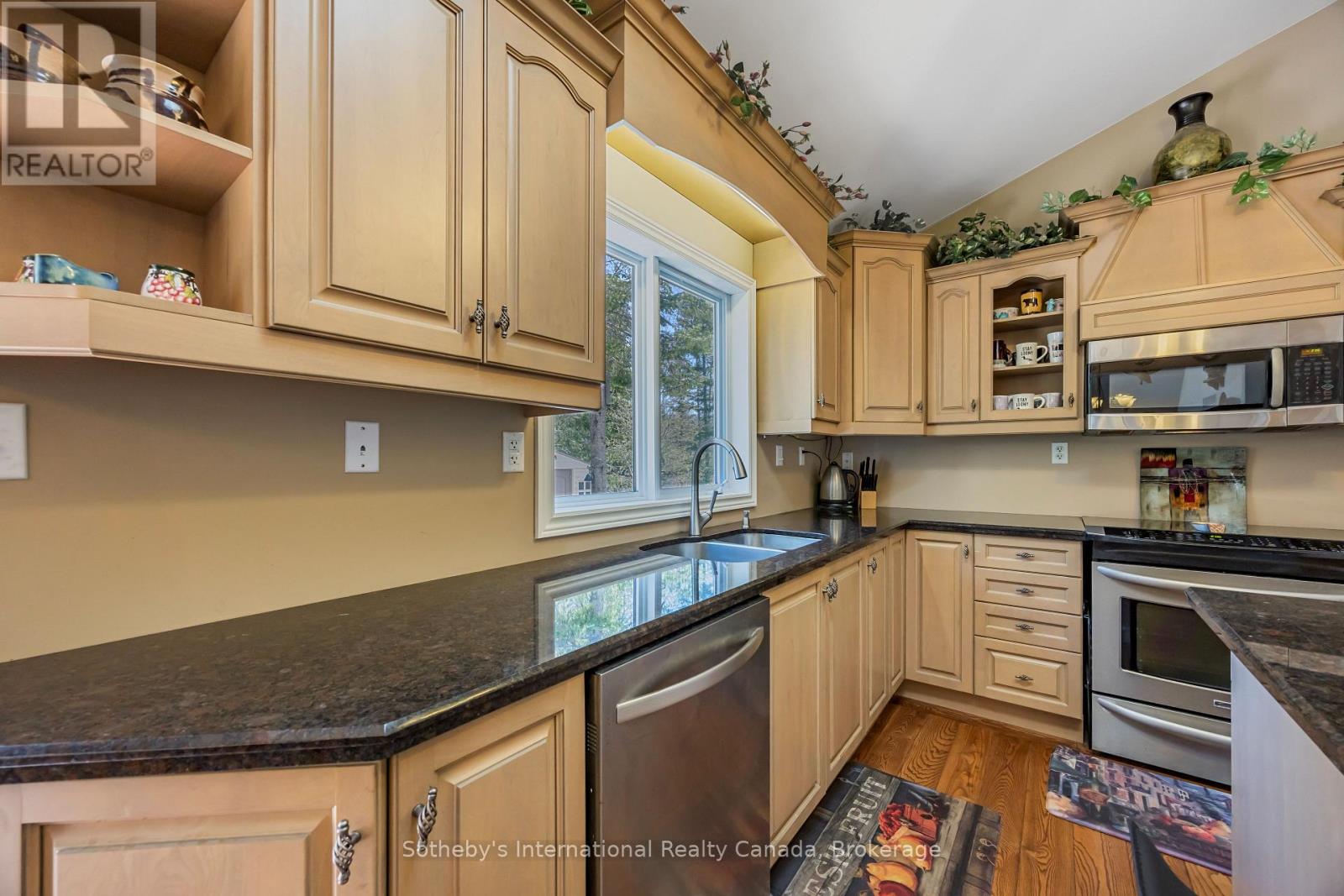 9 Pauls Bay Road, Mcdougall, Ontario  P2A 2W7 - Photo 14 - X12148763