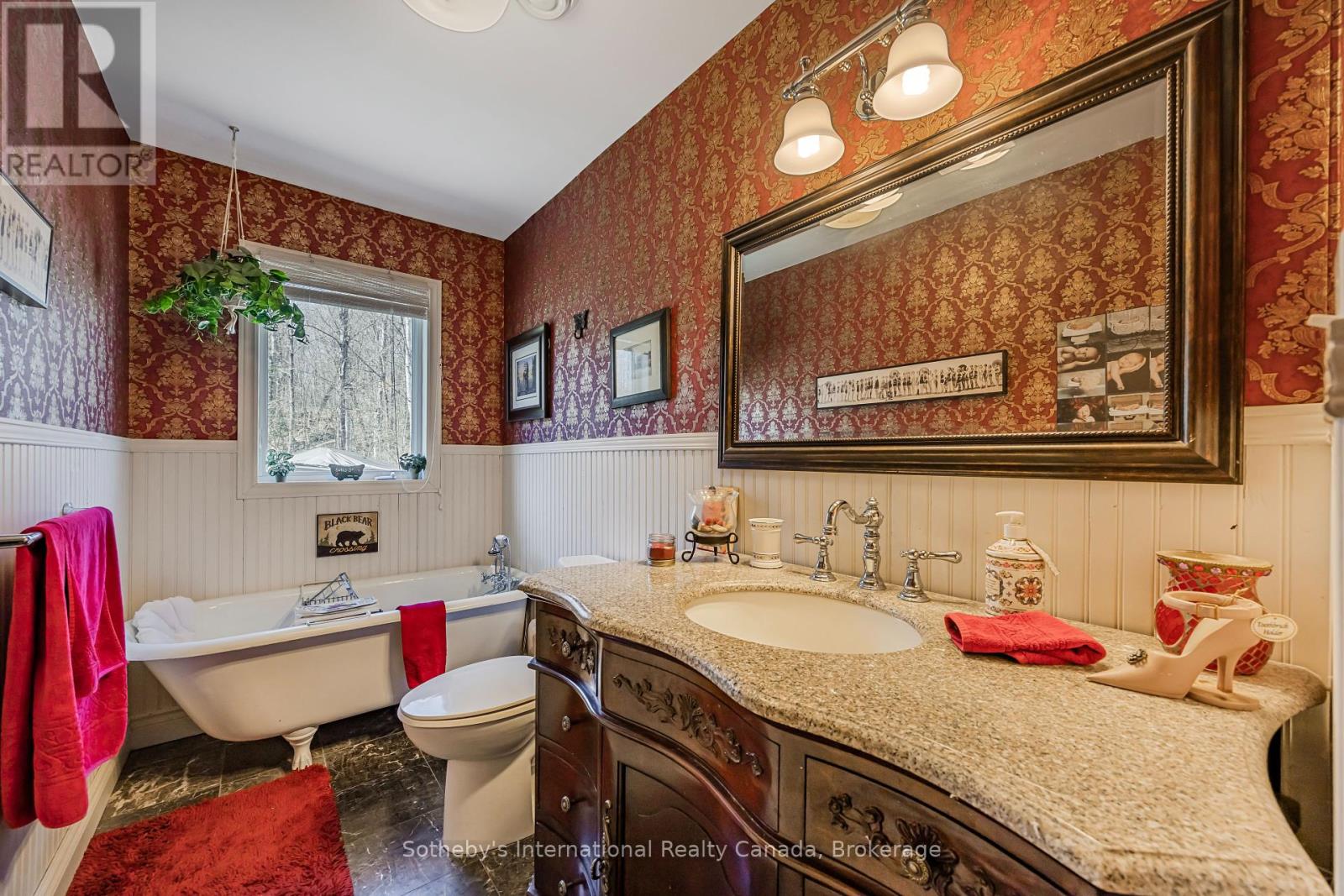 9 Pauls Bay Road, Mcdougall, Ontario  P2A 2W7 - Photo 26 - X12148763