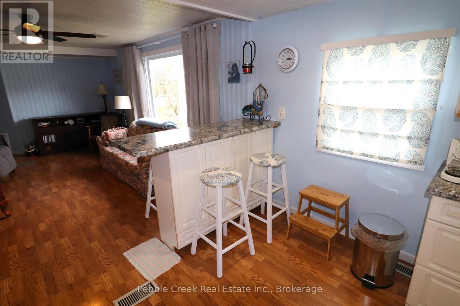 Photo 10 of 24 for 6 Turnbull's Grove Road S