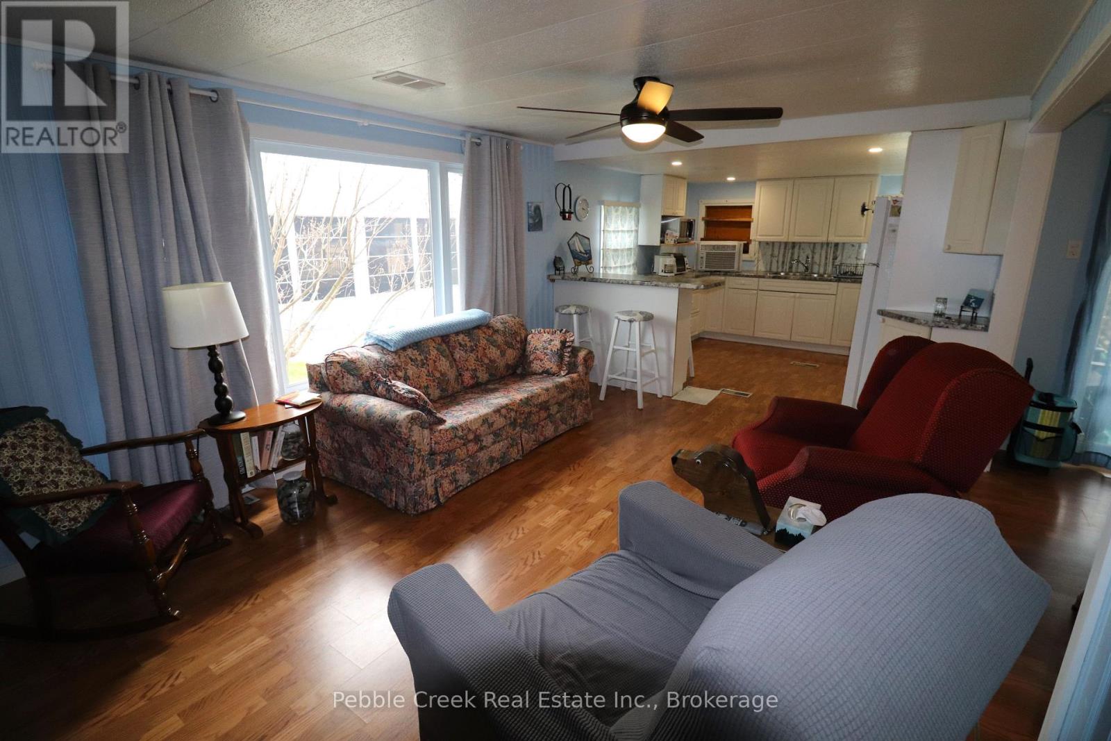 Photo 11 of 24 for 6 Turnbull's Grove Road S