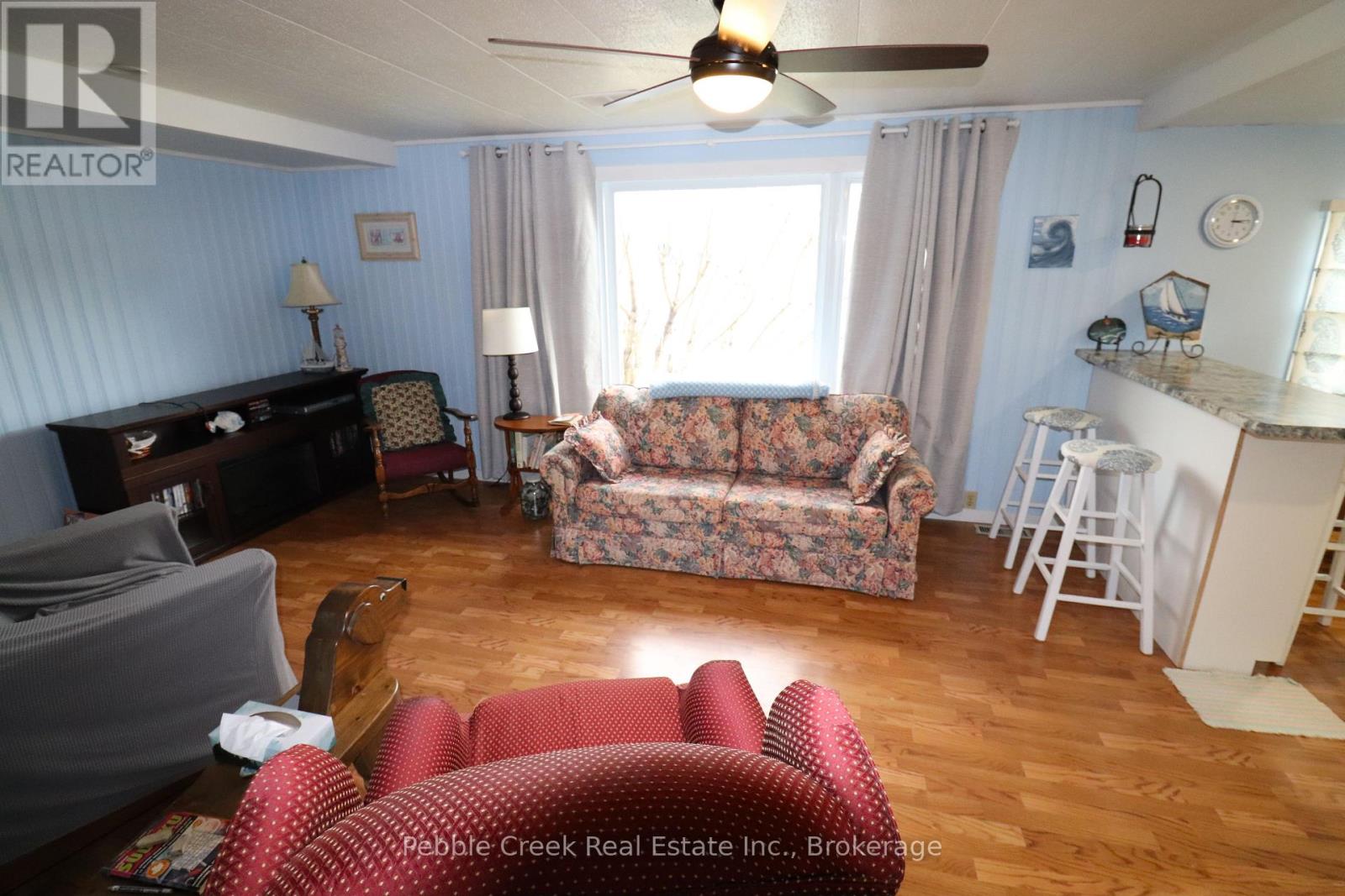 Photo 12 of 24 for 6 Turnbull's Grove Road S