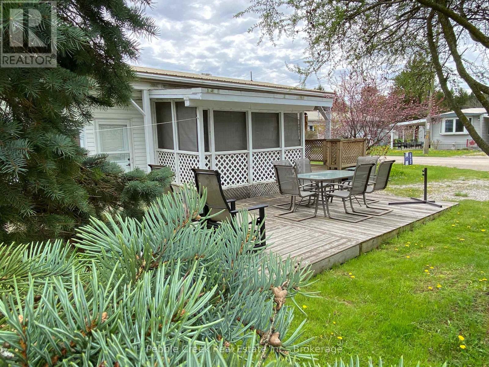Photo 4 of 24 for 6 Turnbull's Grove Road S