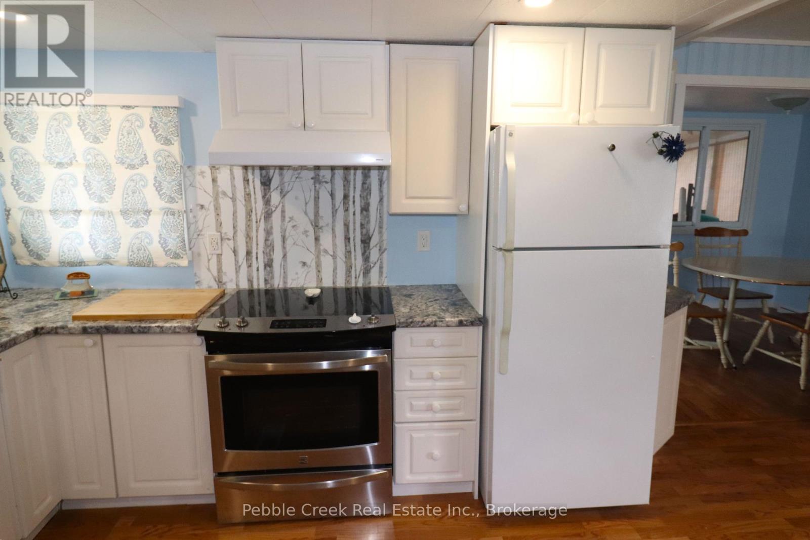 Photo 9 of 24 for 6 Turnbull's Grove Road S