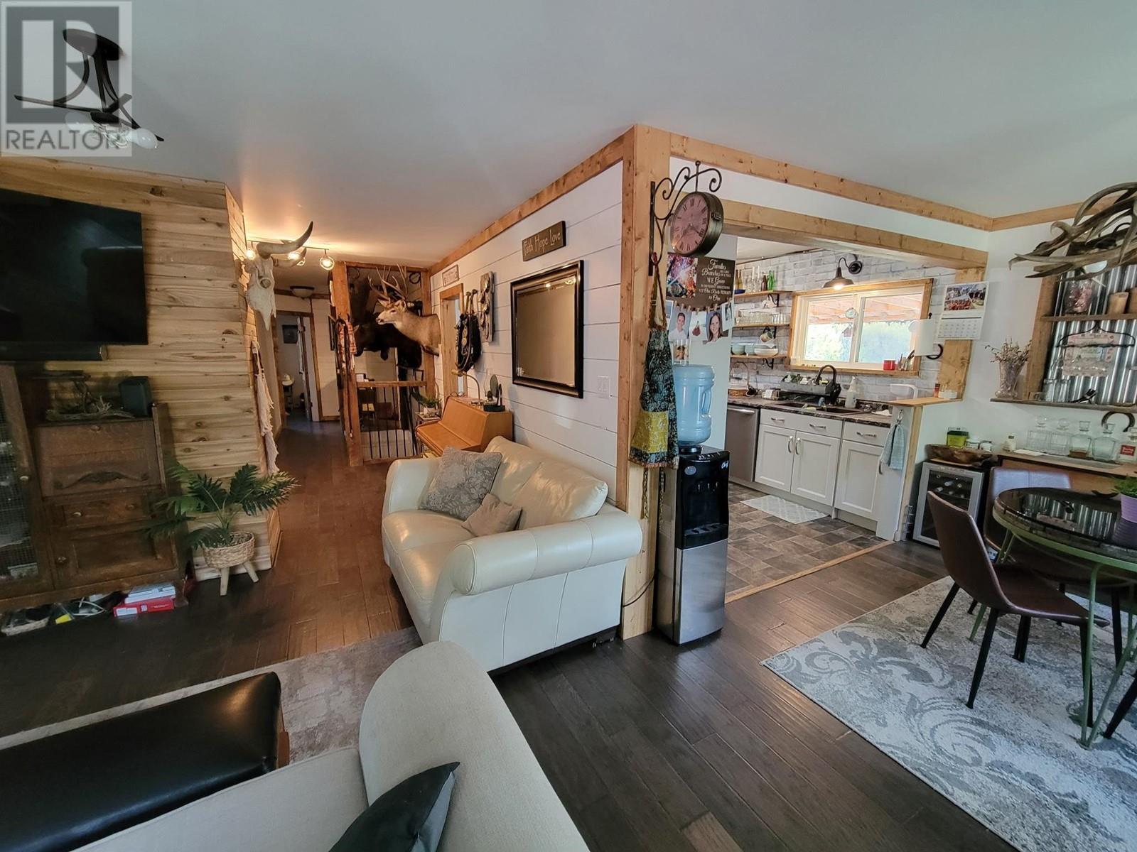1250 Hodgson Road, Williams Lake, British Columbia  V2G 4X9 - Photo 6 - R3002658