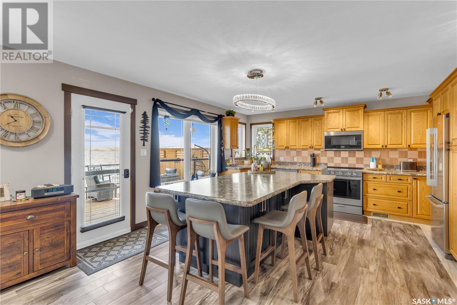Property at 38 Pelican ROAD image 4