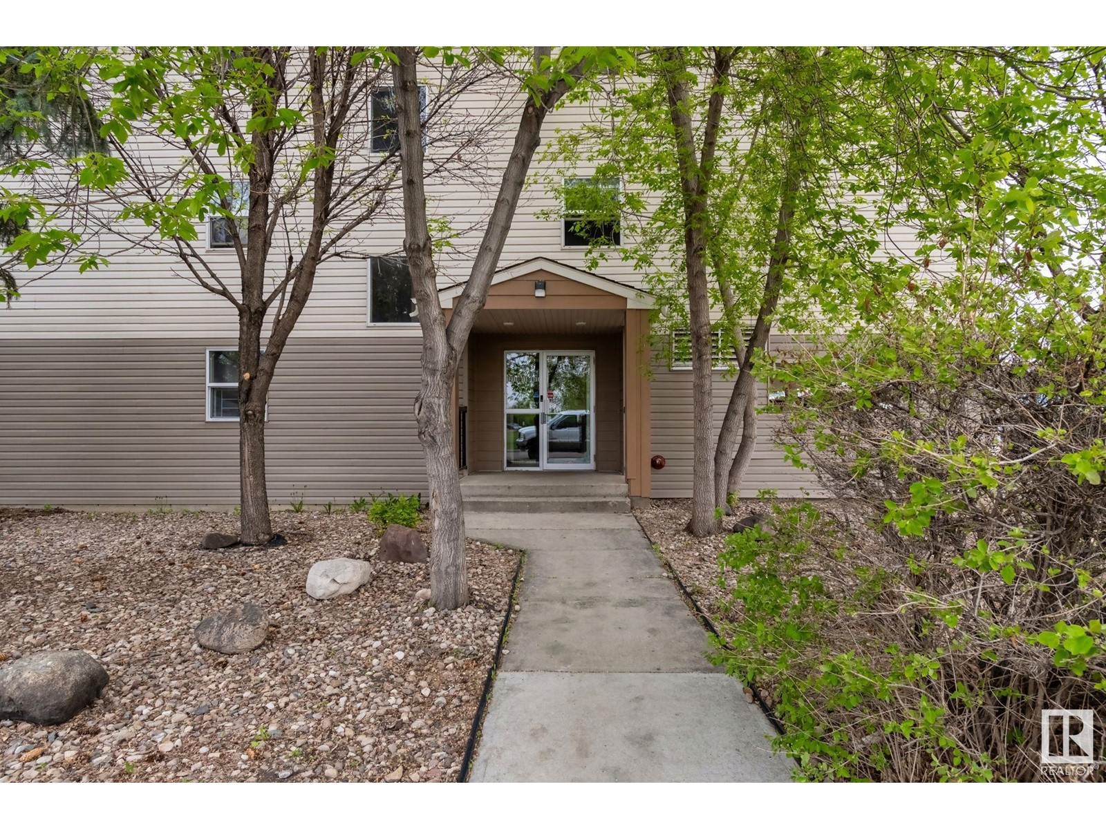 #101 12110 119 Av Nw, Edmonton, Alberta  T5L 5G9 - Photo 33 - E4436352