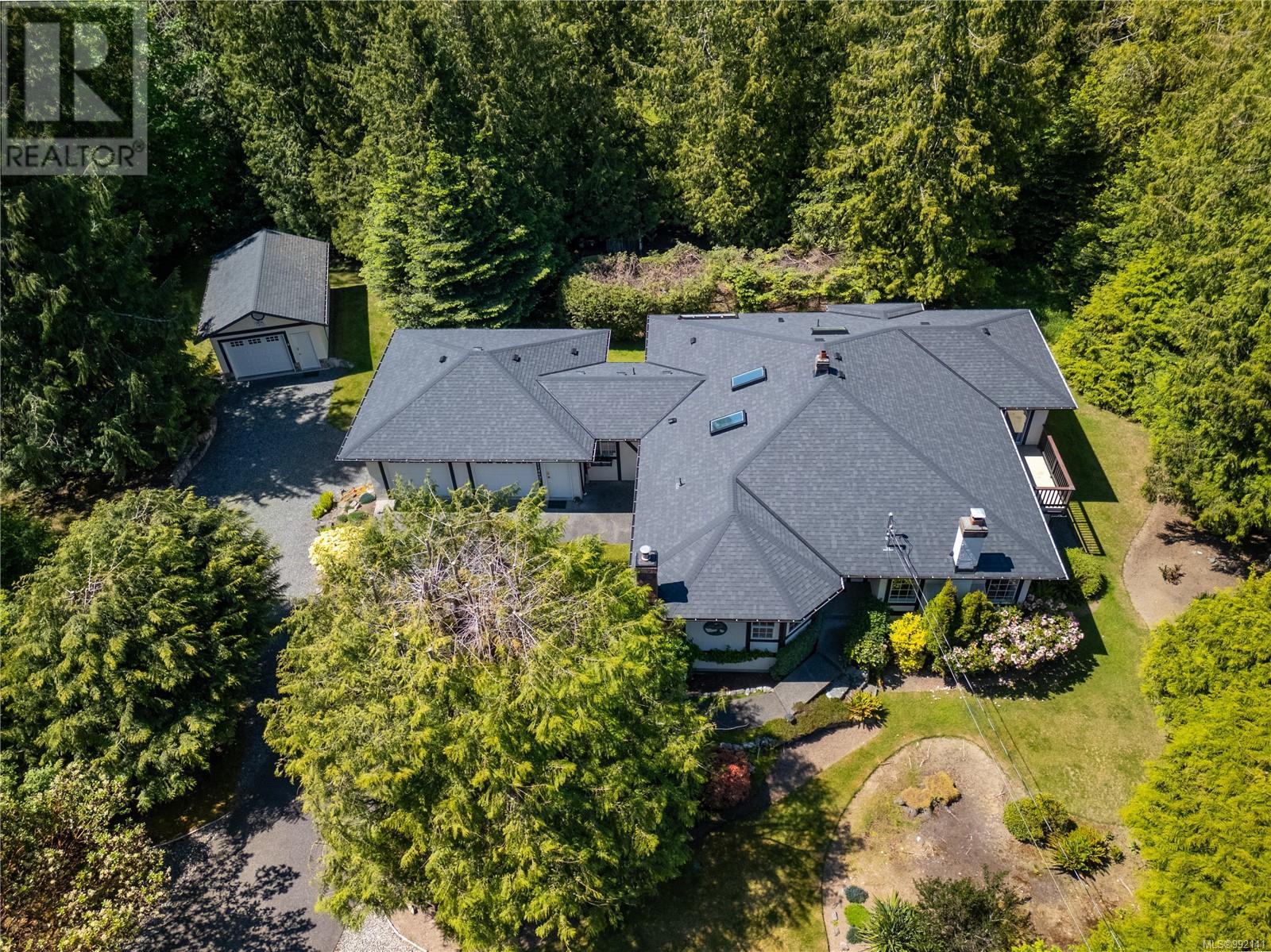 Property at 11460 Hawthorne Pl image 1