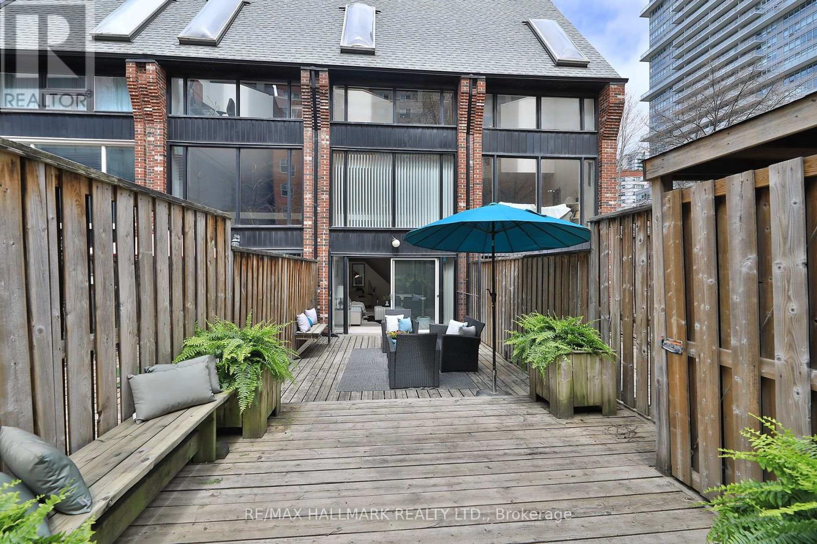 69 Mcgill Street, Toronto, Ontario  M5B 1H3 - Photo 32 - C12148723