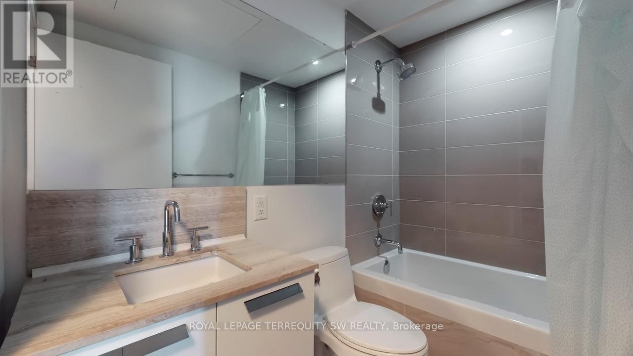 1012 - 50 Charles Street E, Toronto, Ontario  M4Y 0C3 - Photo 16 - C12148765