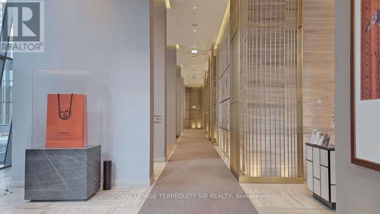 1012 - 50 Charles Street E, Toronto, Ontario  M4Y 0C3 - Photo 2 - C12148765