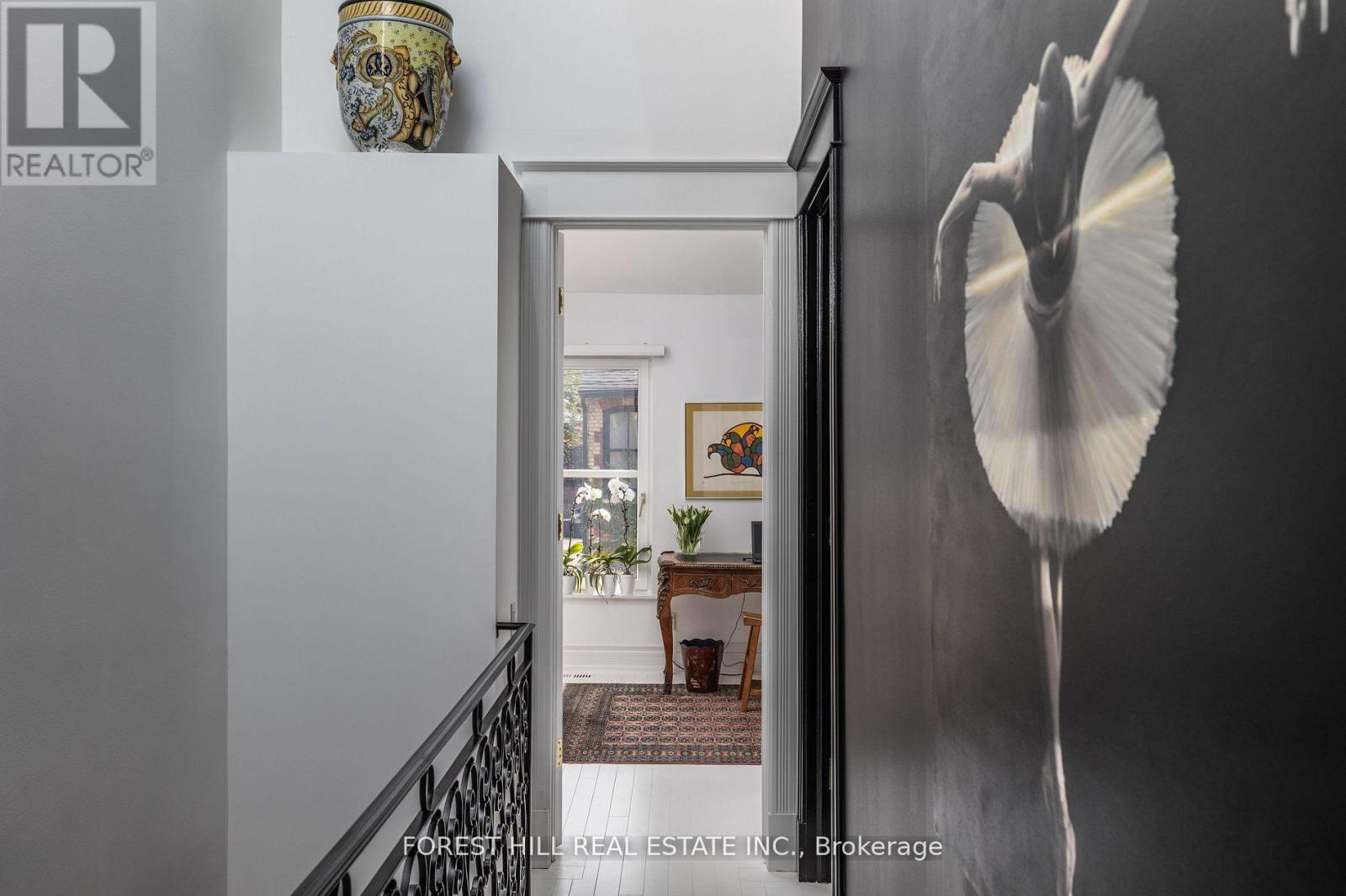 42 Berryman Street, Toronto, Ontario  M5R 1M6 - Photo 20 - C12148809