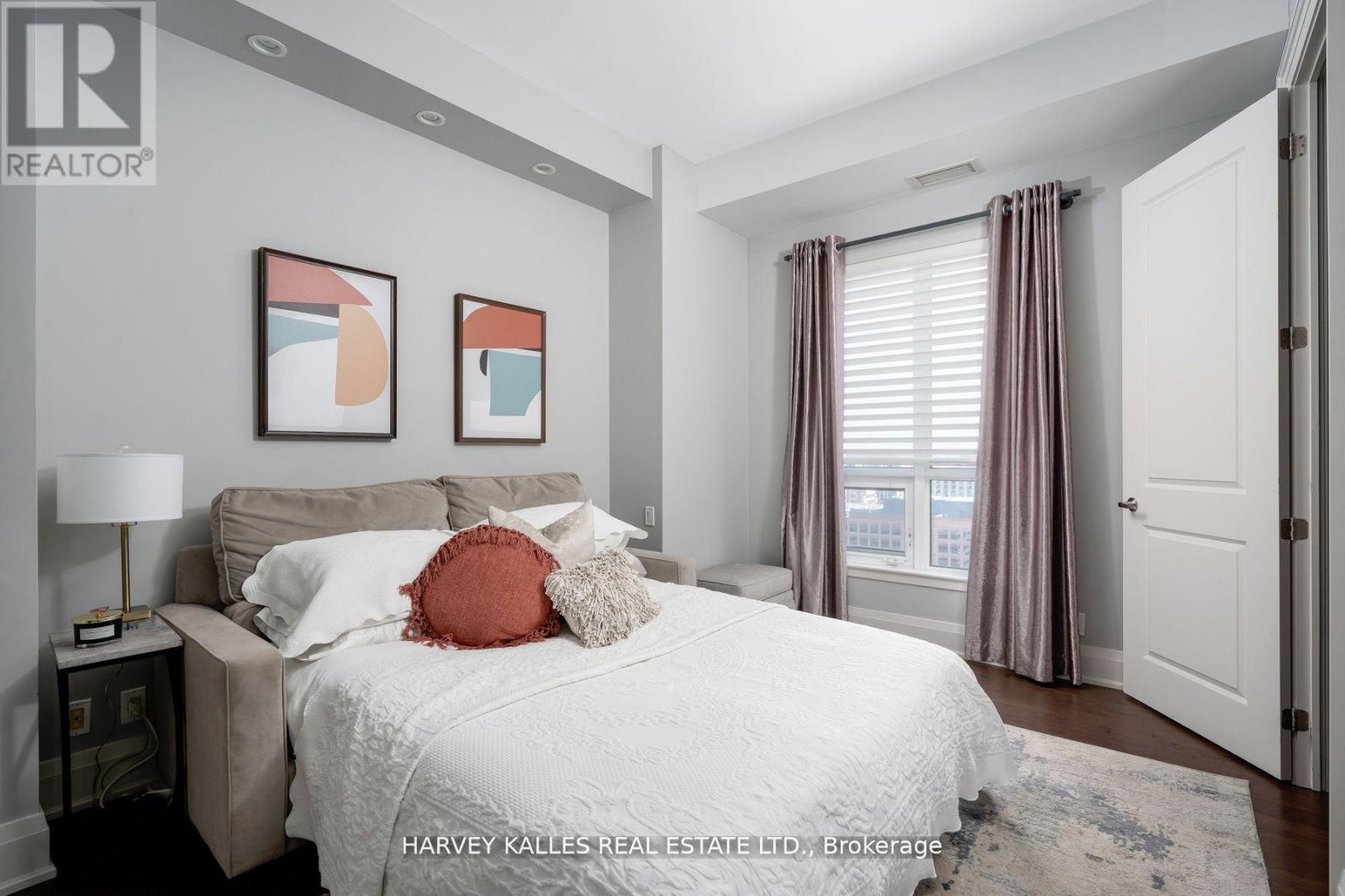 2901 - 35 Hayden Street, Toronto, Ontario  M4Y 3C3 - Photo 23 - C12148816