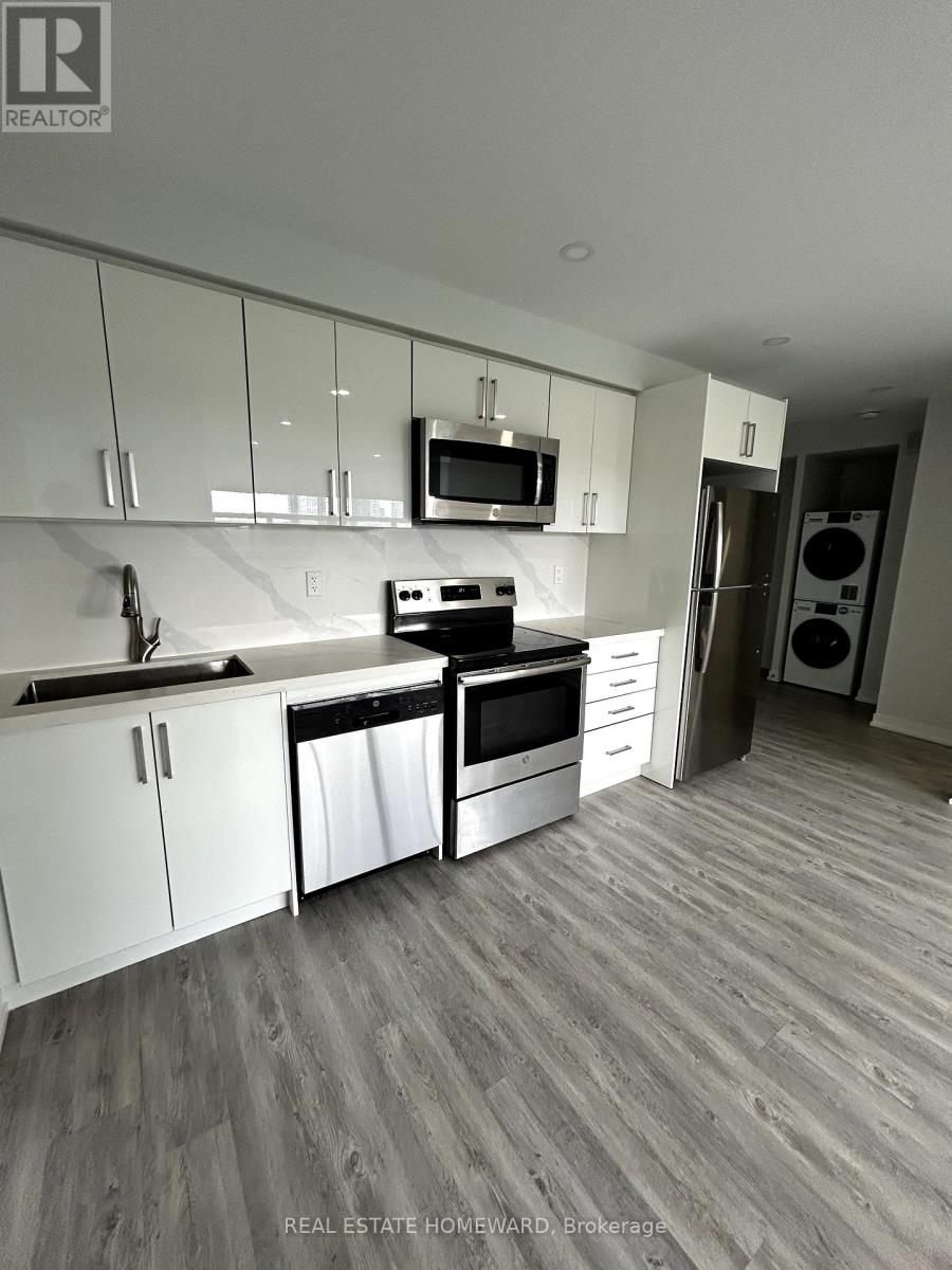 408 - 15 WALMER ROAD, Toronto, Ontario