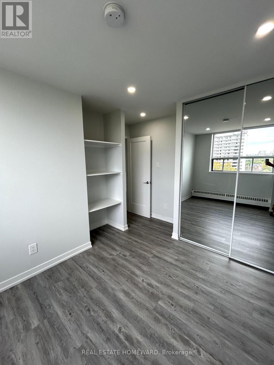 402 - 15 Walmer Road, Toronto, Ontario  M5R 2X1 - Photo 8 - C12148828