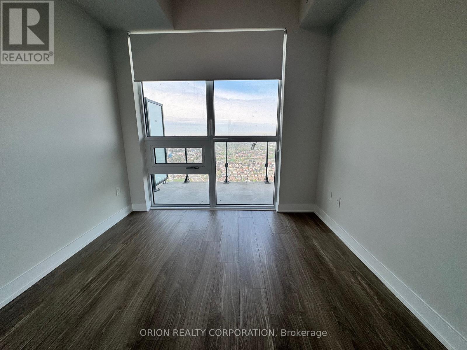 3708 - 430 Square One Drive, Mississauga, Ontario  L5B 0L6 - Photo 10 - W12148672