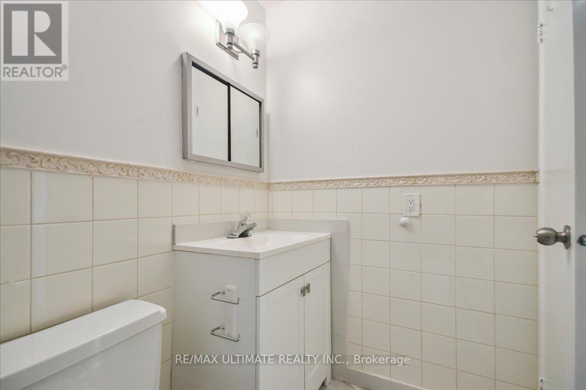 46 - 2001 Bonnymede Street, Mississauga, Ontario  L5J 4H8 - Photo 23 - W12148695