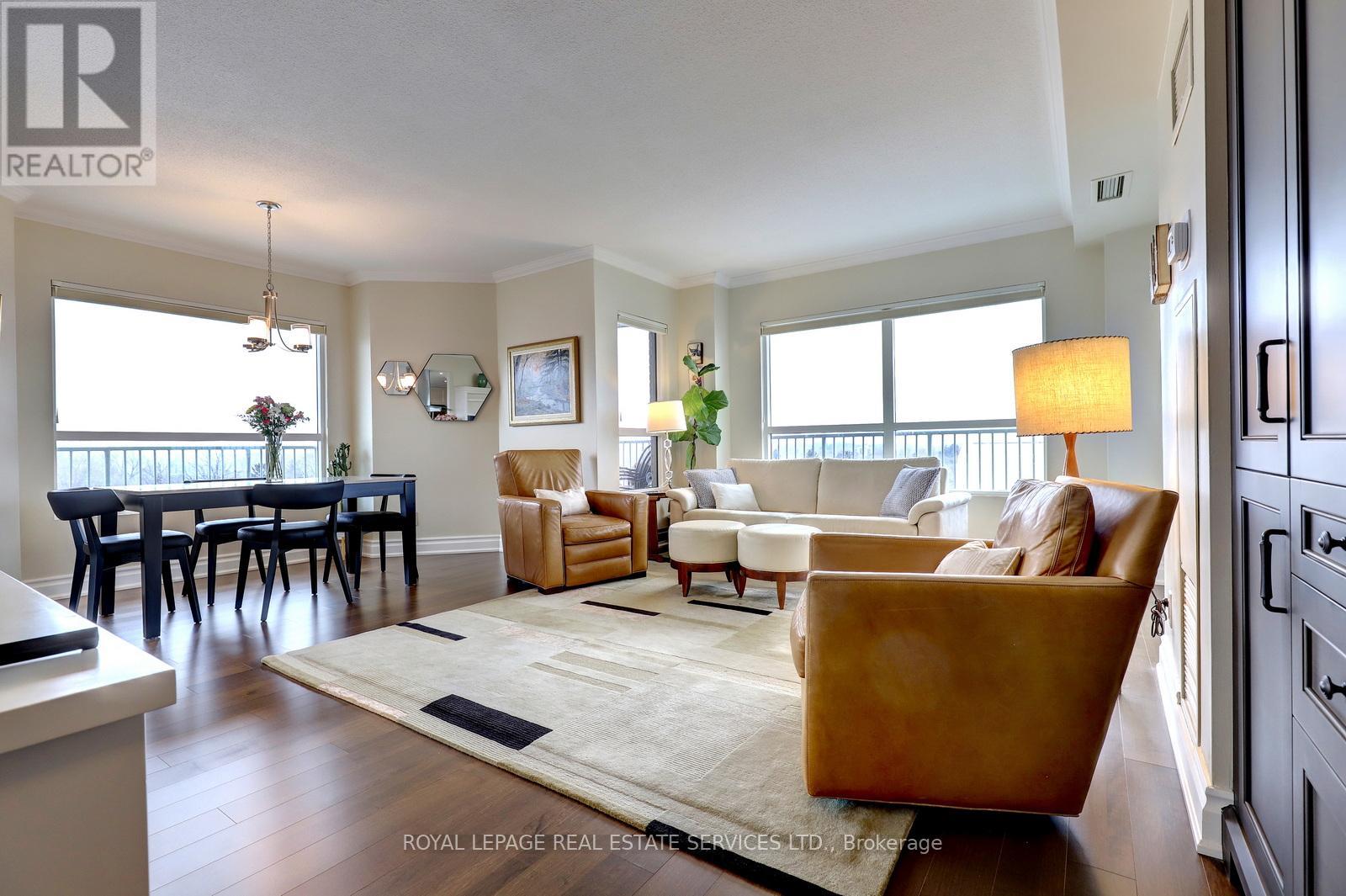 Ph11c - 2190 Lakeshore Road, Burlington, Ontario  L7R 4K1 - Photo 7 - W12148710
