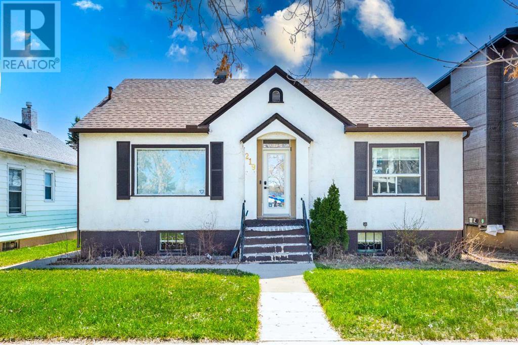 Property at 219 15 Avenue NE image 1