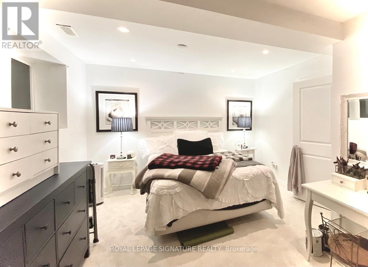 Upper - 706 Annland Street, Pickering, Ontario  L1W 1B3 - Photo 8 - E12148852