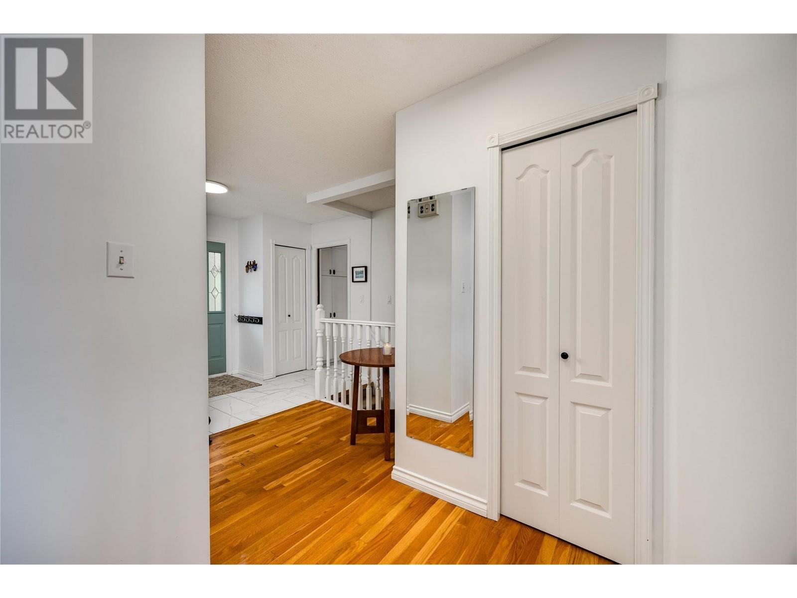 Property at 5253 Clarence Road image 5