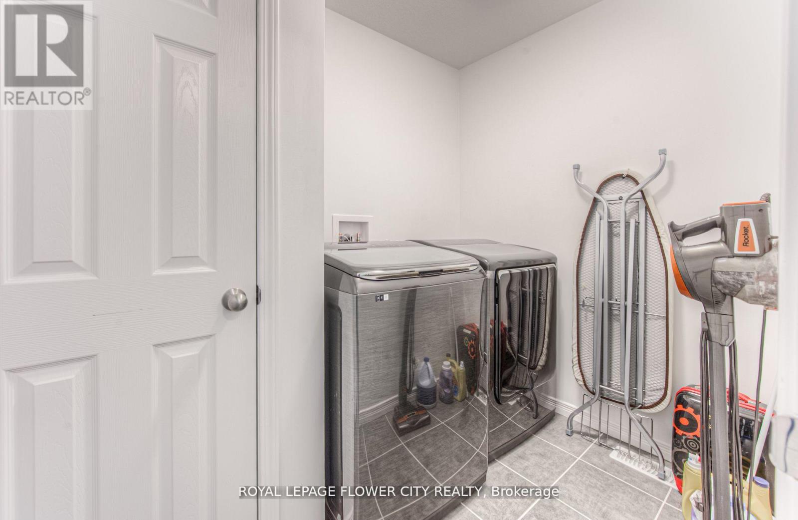 51 Beauchamp Drive, Cambridge, Ontario  N1S 0A2 - Photo 28 - X12148660