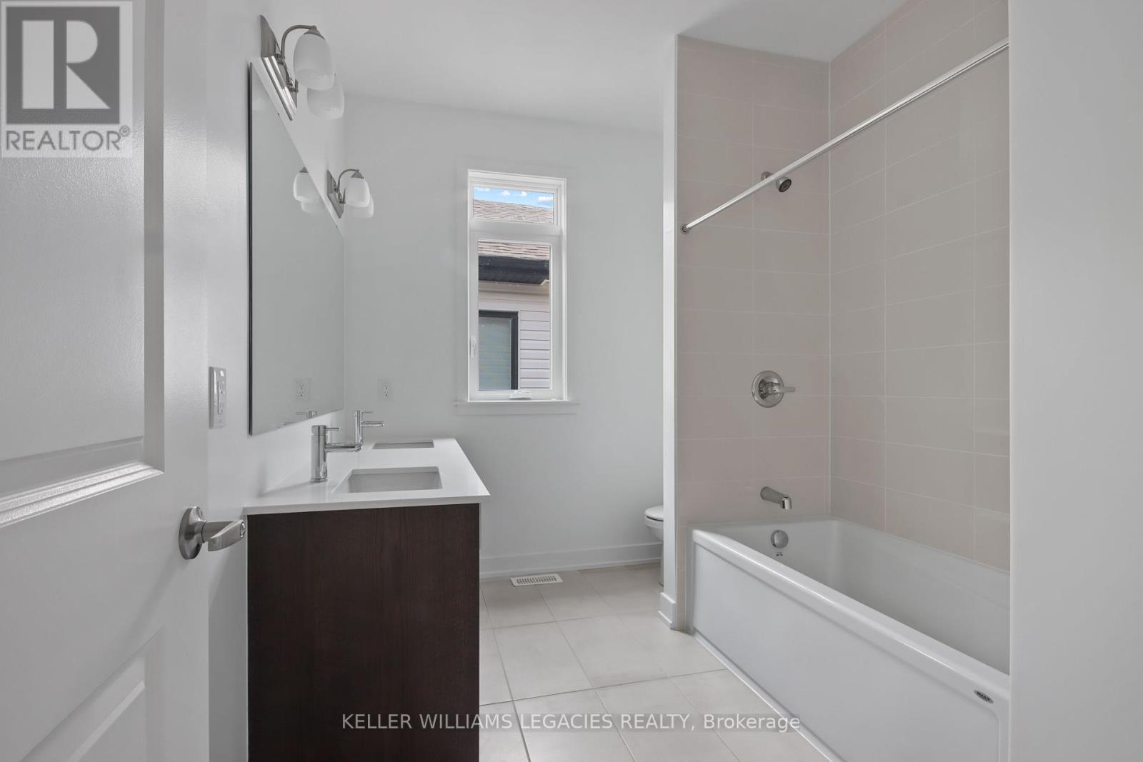 11 Mendoza Way, Ottawa, Ontario  K2S 1B6 - Photo 28 - X12148698