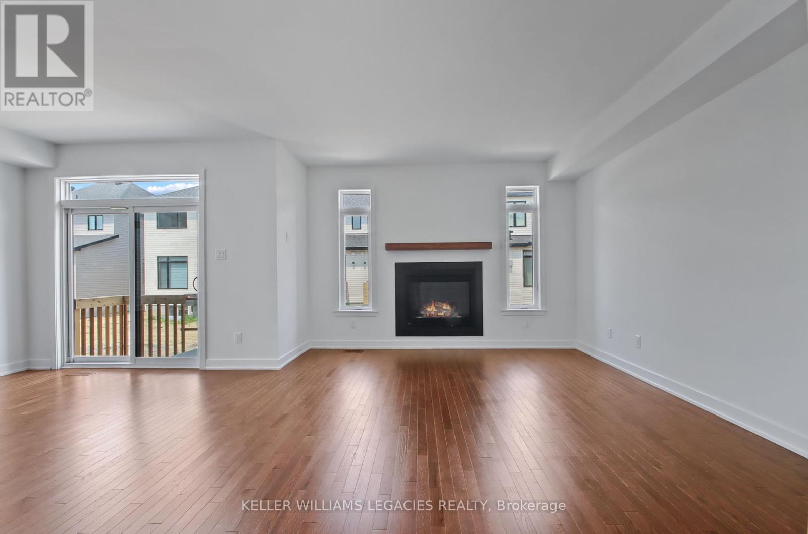 11 Mendoza Way, Ottawa, Ontario  K2S 1B6 - Photo 7 - X12148698