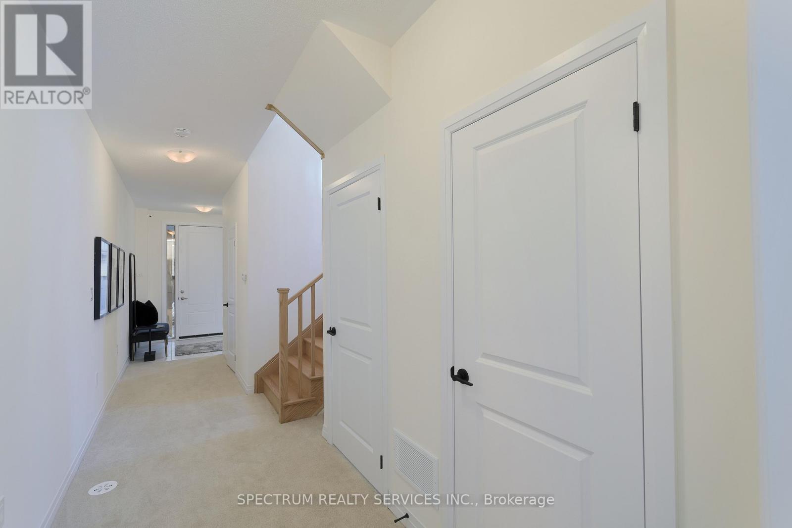 Property at 155 DE LA ROCHE DRIVE image 4