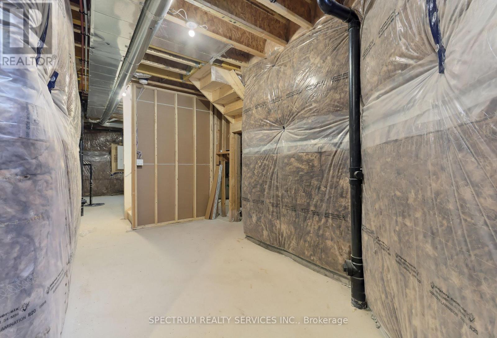 155 De La Roche Drive, Vaughan, Ontario  L5H 5G4 - Photo 46 - N12148725