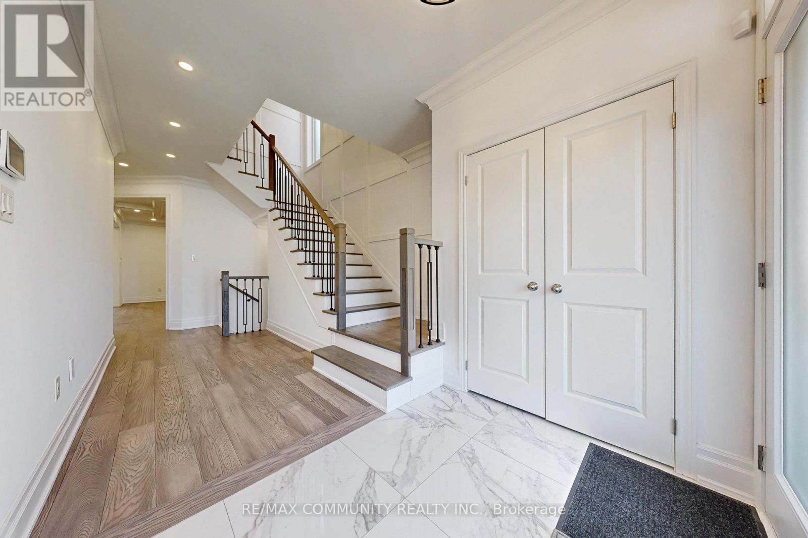 Property at 49 CONDUCTOR AVENUE image 4