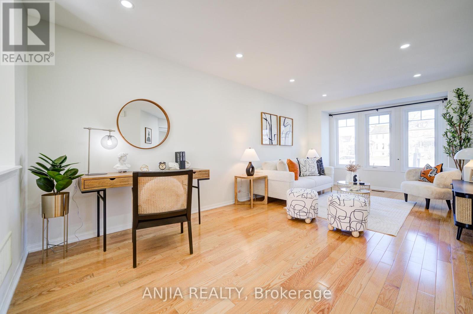 42 Gas Lamp Lane, Markham (Cornell), Ontario  L6B 0H5 - Photo 10 - N12148760