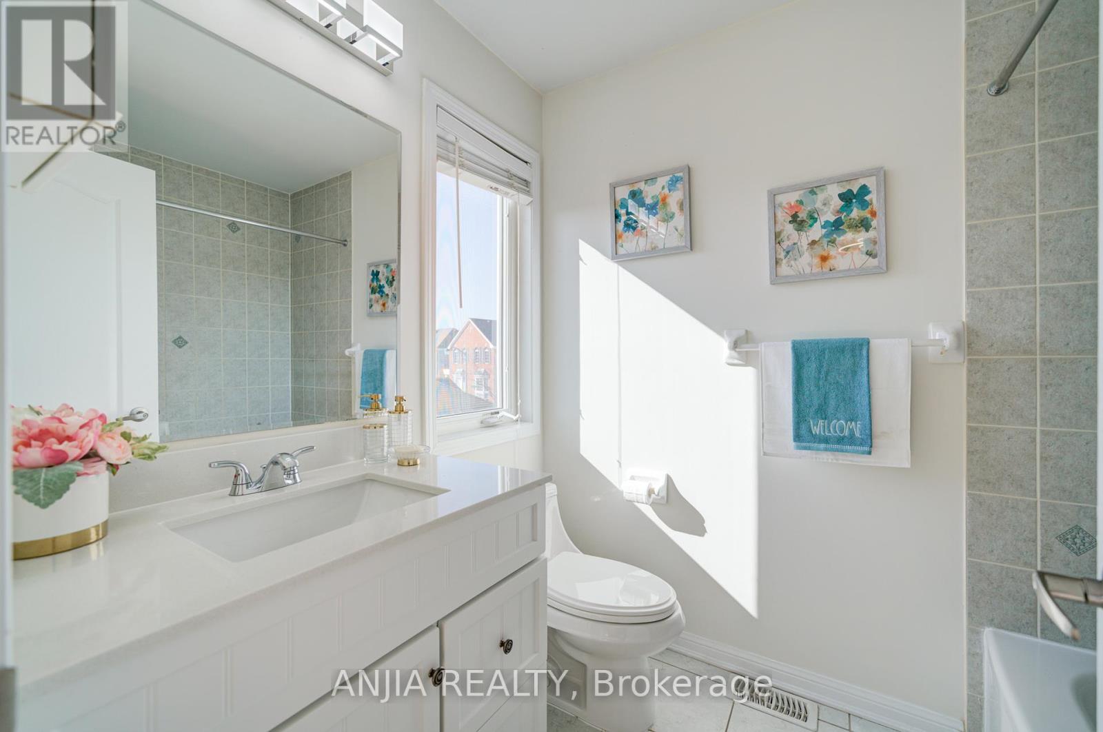 42 Gas Lamp Lane, Markham (Cornell), Ontario  L6B 0H5 - Photo 27 - N12148760
