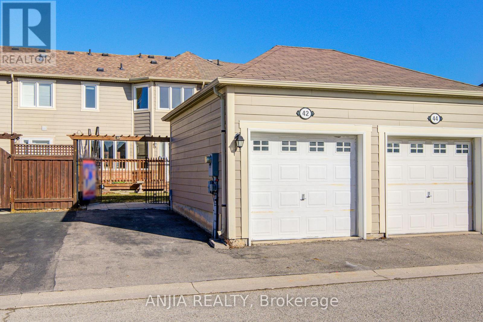 42 Gas Lamp Lane, Markham (Cornell), Ontario  L6B 0H5 - Photo 46 - N12148760