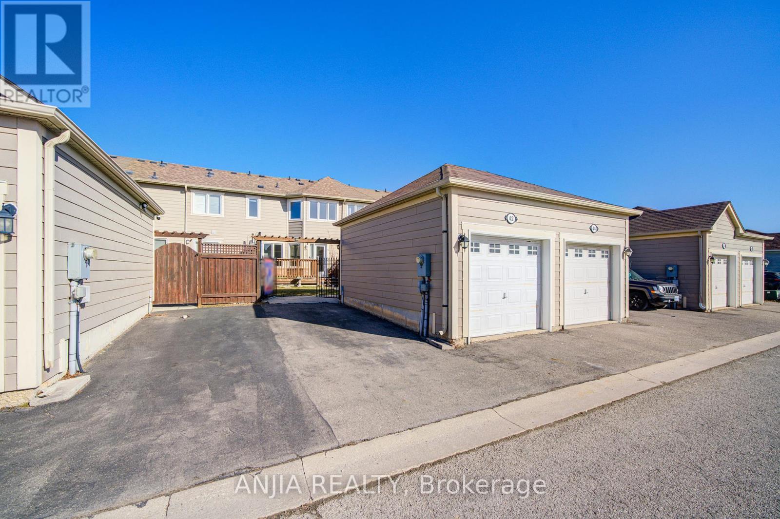 42 Gas Lamp Lane, Markham, Ontario  L6B 0H5 - Photo 47 - N12148760