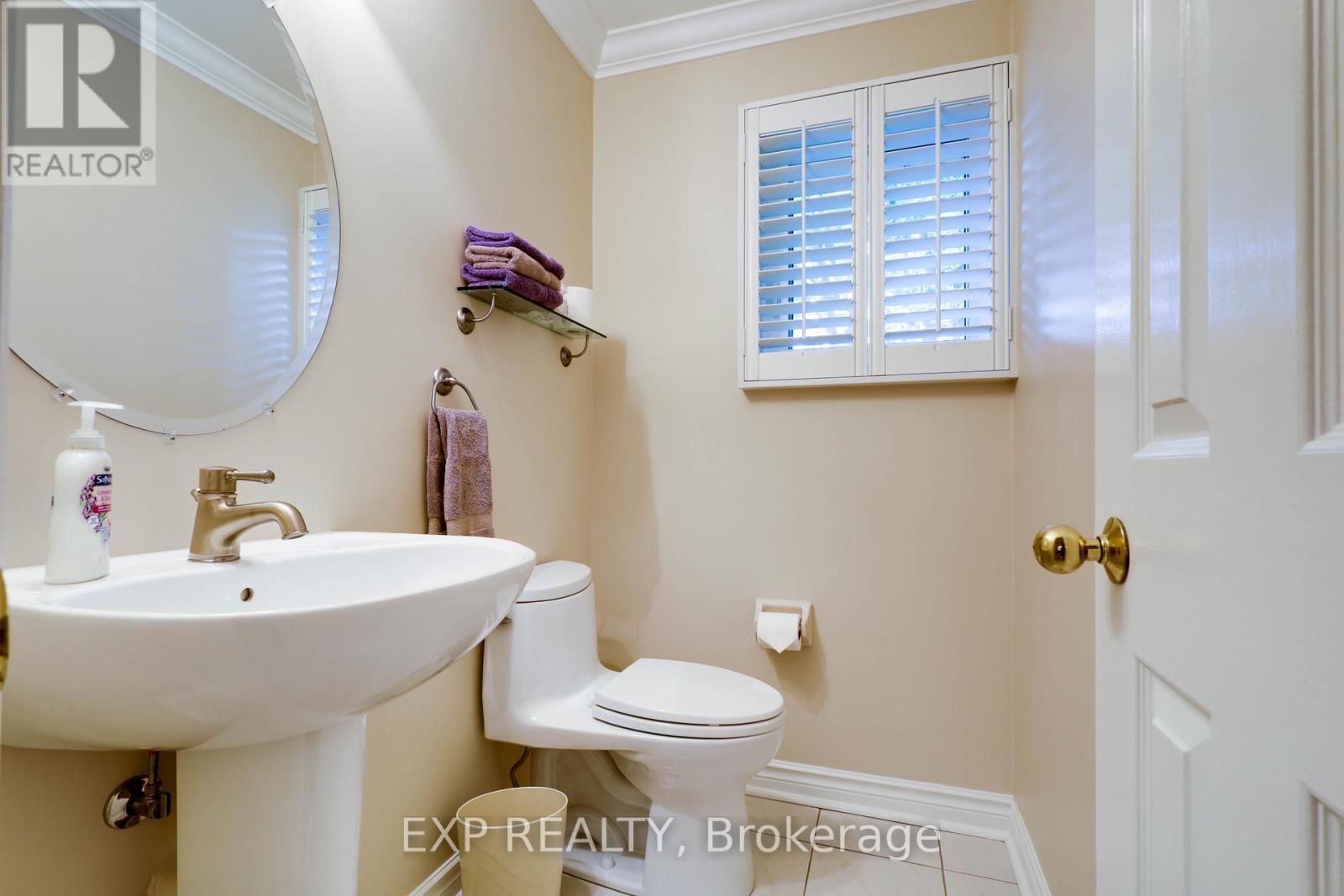 287 Burns Boulevard, King, Ontario  L7B 1E1 - Photo 25 - N12148818