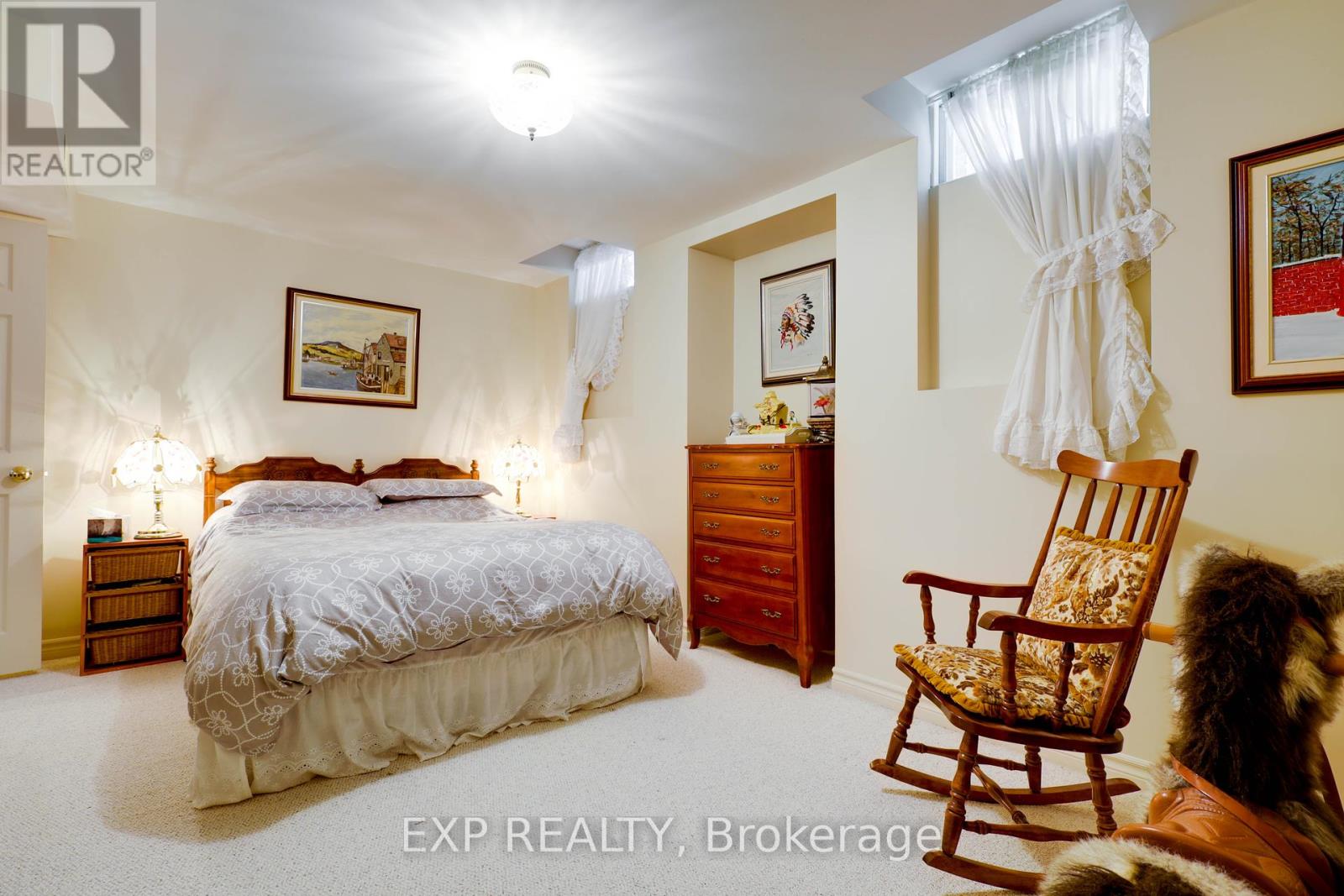 287 Burns Boulevard, King, Ontario  L7B 1E1 - Photo 34 - N12148818