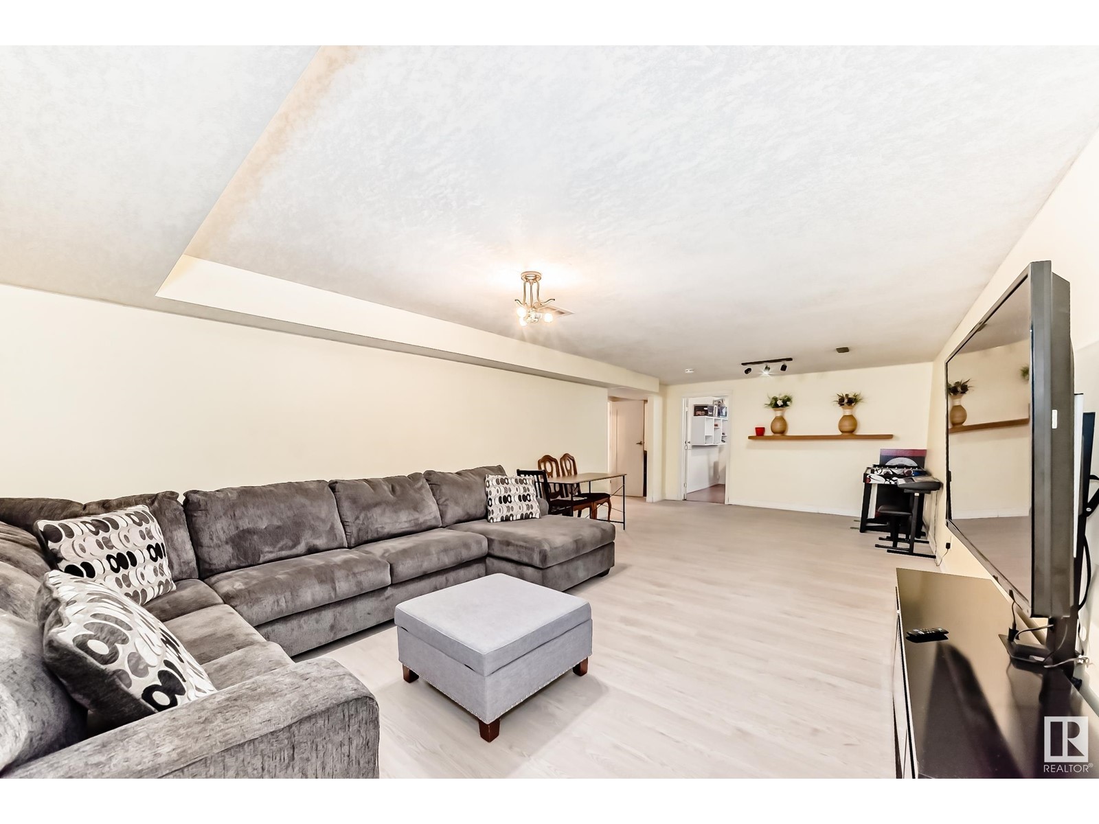 253 Warwick Rd Nw, Edmonton, Alberta  T5X 4R1 - Photo 12 - E4435662