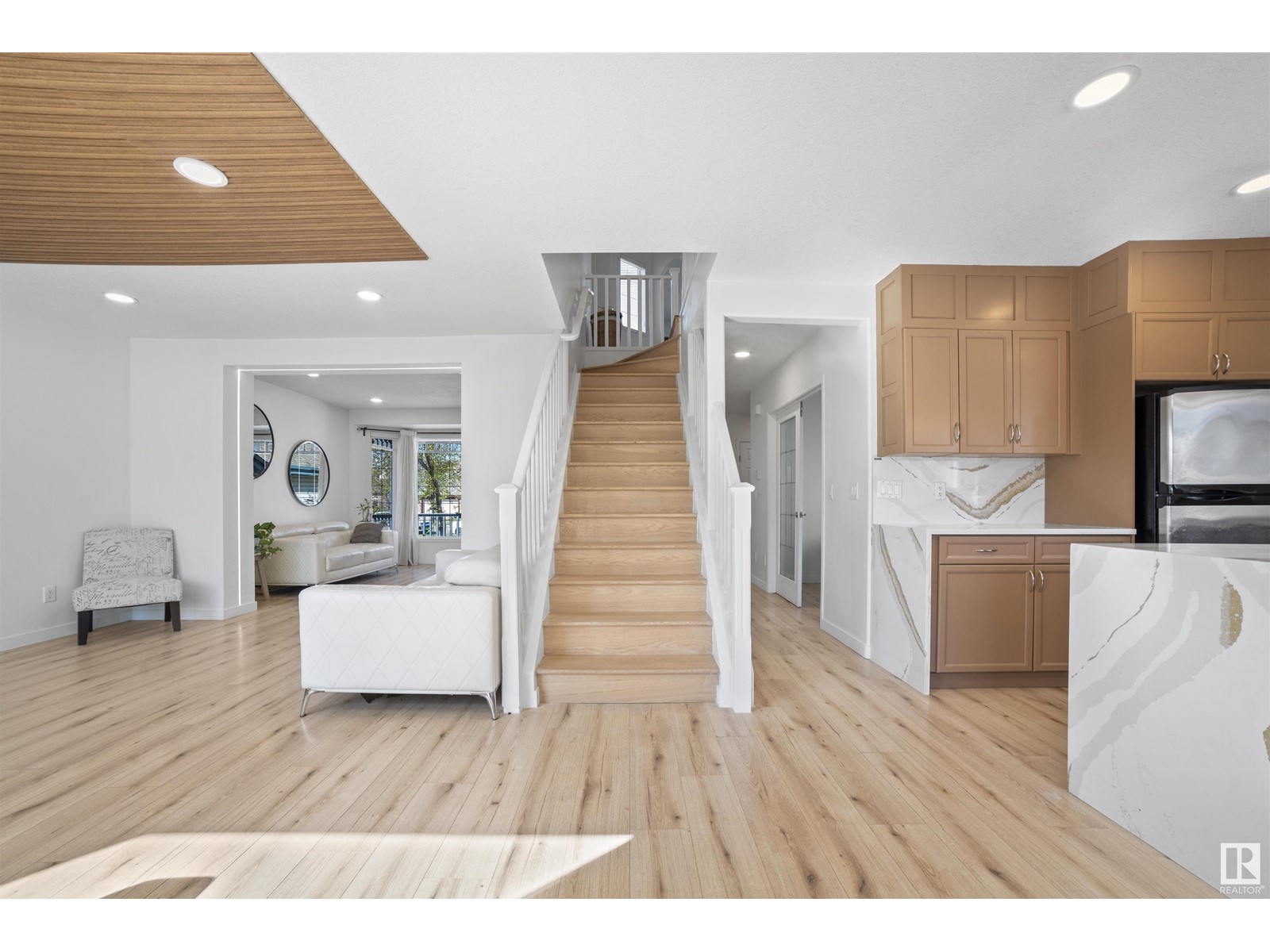 1665 Glastonbury Bv Nw, Edmonton, Alberta  T5T 6P3 - Photo 15 - E4436416