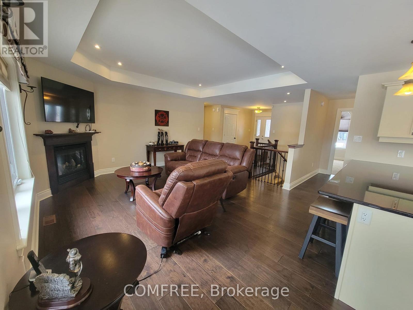 16 Nick Street, Petawawa, Ontario  K8H 0C2 - Photo 17 - X12148905