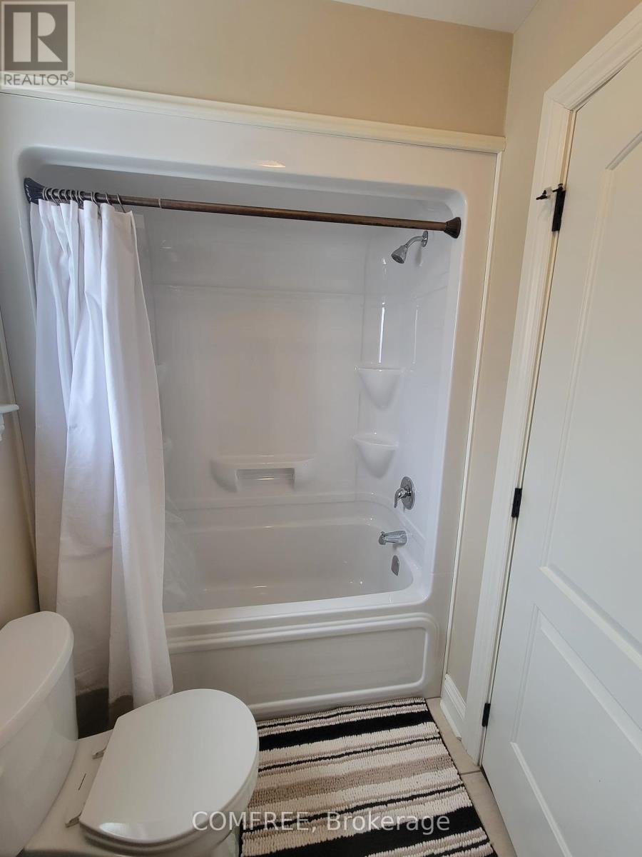 16 Nick Street, Petawawa, Ontario  K8H 0C2 - Photo 21 - X12148905