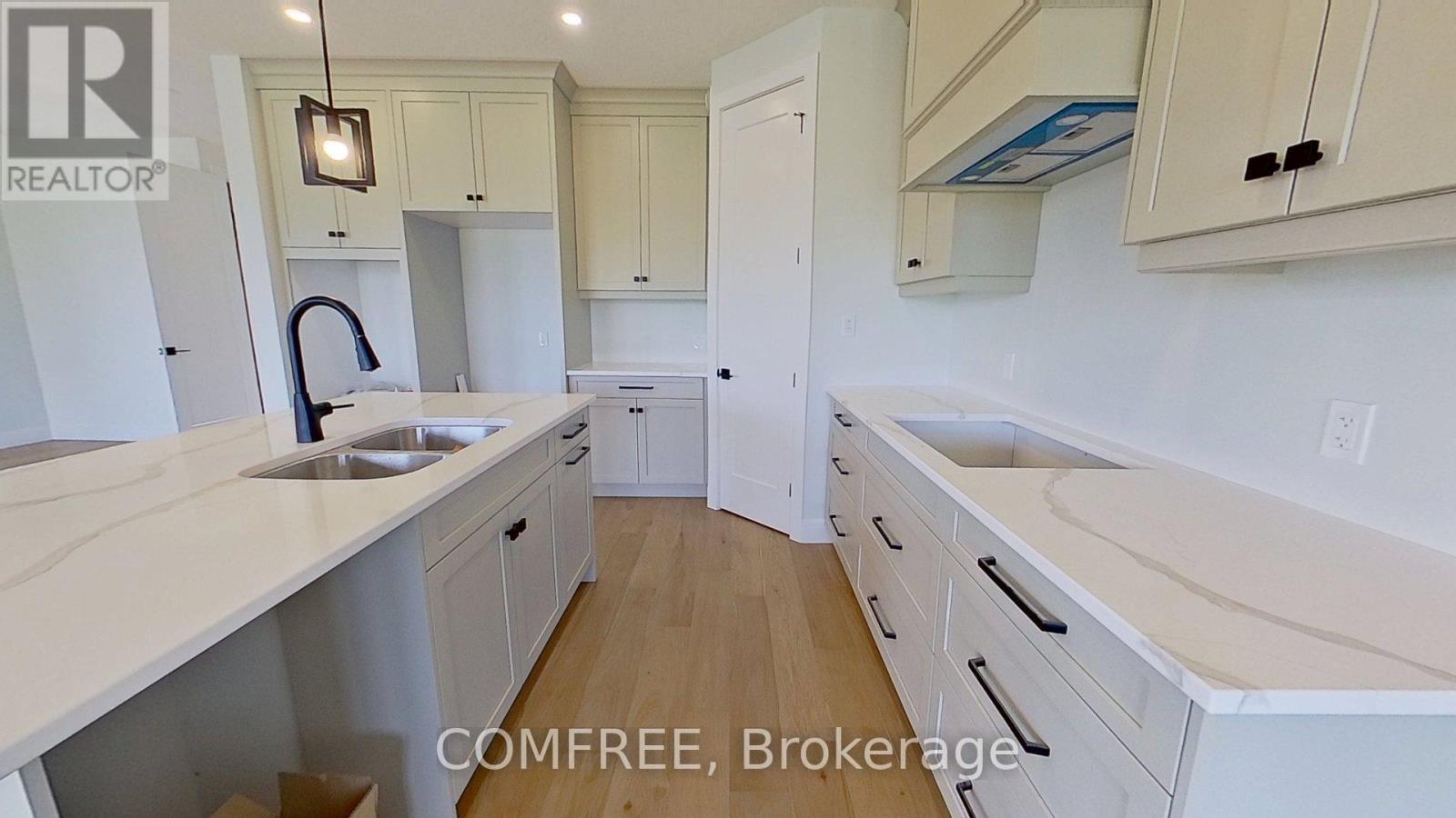 179 Foxborough Place, Thames Centre (Thorndale), Ontario  N0M 2P0 - Photo 8 - X12148918